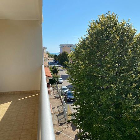 Residence Columbia Bibione Zewnętrze zdjęcie